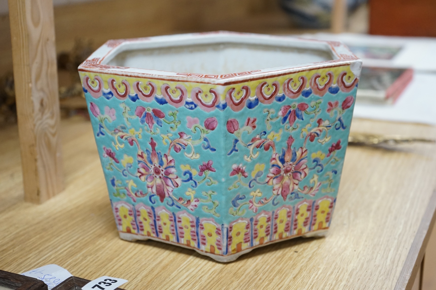 A 19th century Chinese famille rose hexagonal planter, 16cm